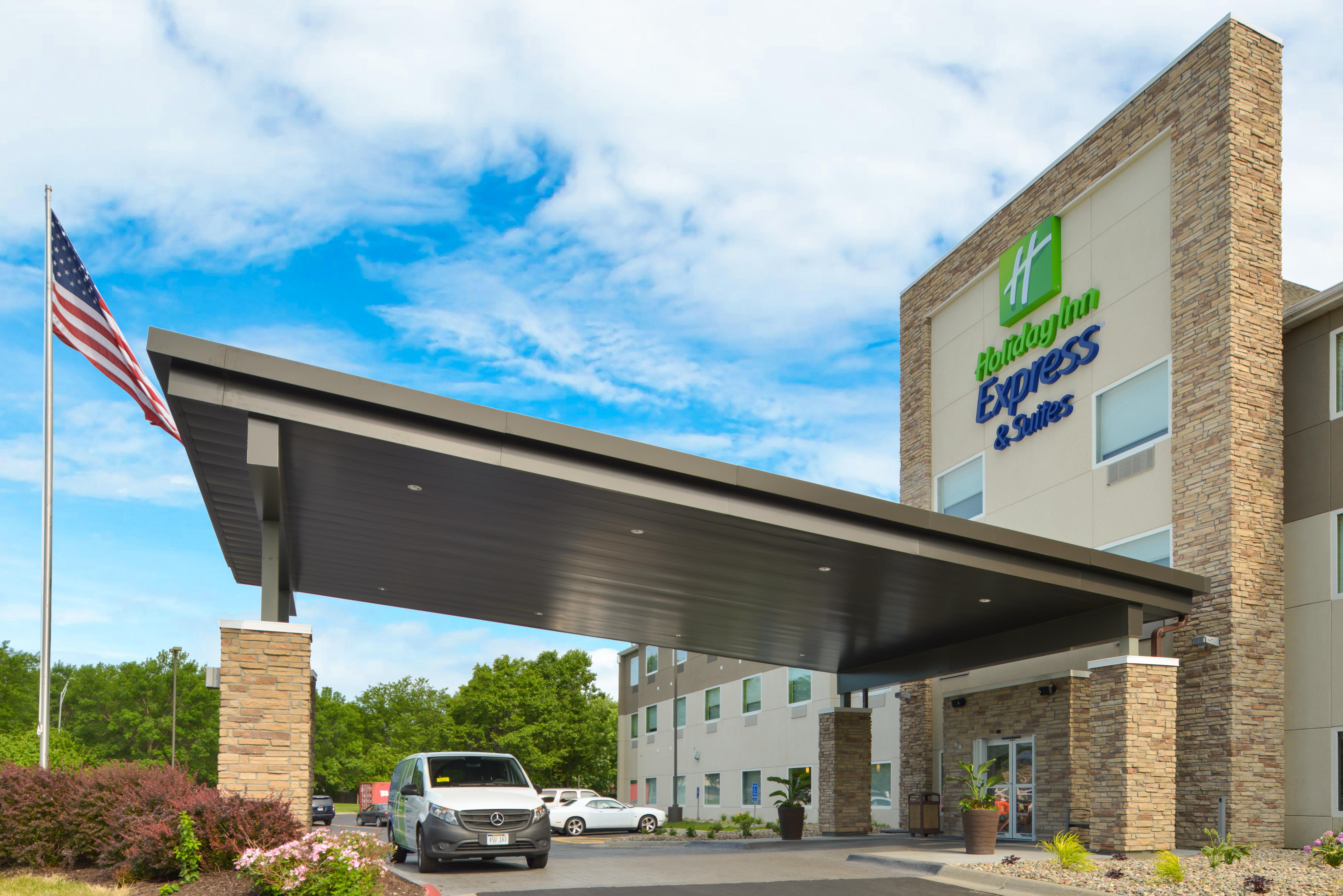 Holiday Inn Express & Suites - Omaha - 120Th And Maple By Ihg Zewnętrze zdjęcie