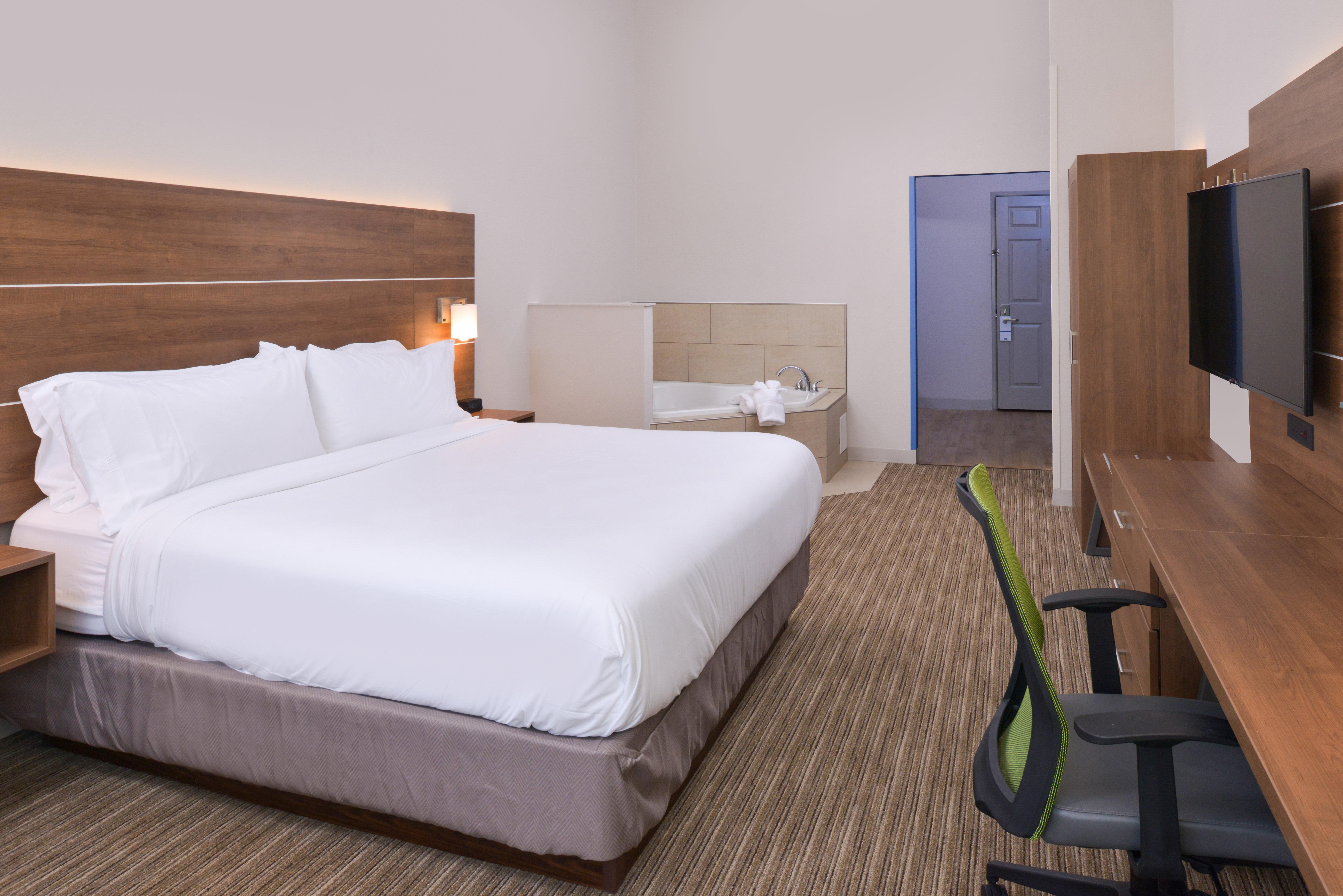 Holiday Inn Express & Suites - Omaha - 120Th And Maple By Ihg Zewnętrze zdjęcie